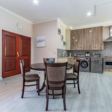 Rsa Lodge Benoni Εξωτερικό φωτογραφία