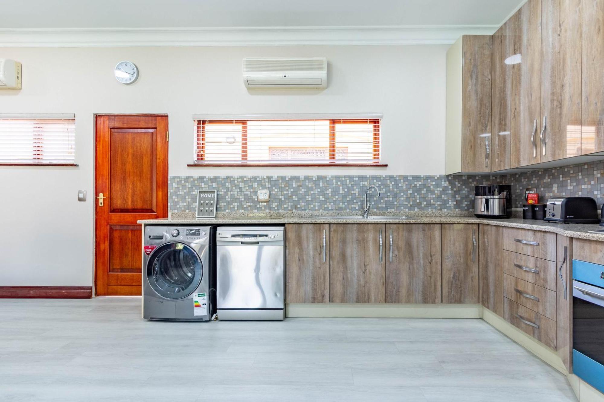 Rsa Lodge Benoni Εξωτερικό φωτογραφία