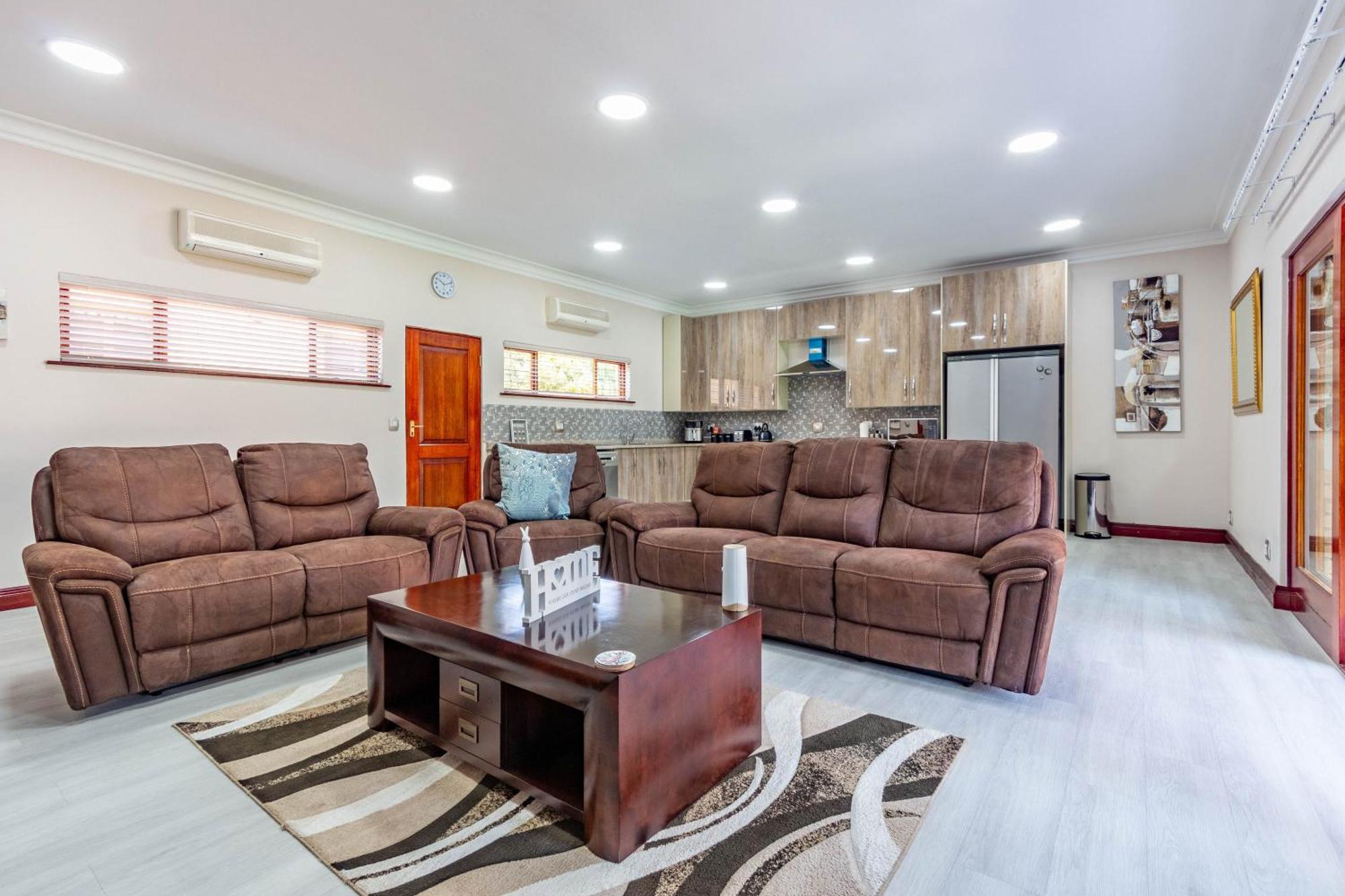 Rsa Lodge Benoni Εξωτερικό φωτογραφία